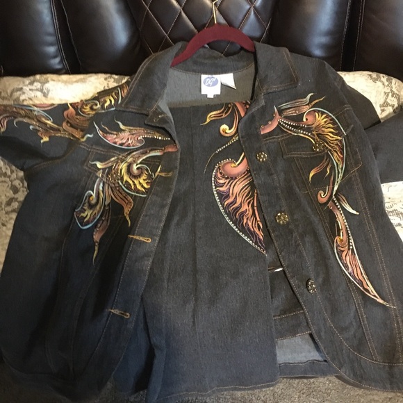 Ladies - Picture 2 of 6